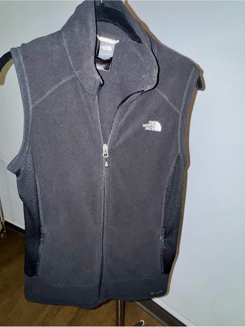 The North Face Black Fleece Vest - Full Zip